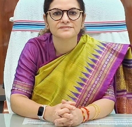 किशोरी बालिकाओं के लिए एचपी वैक्सीन जरूरी, कलेक्टर ने की अपील-भ्रामक खबरों से रहें दूर