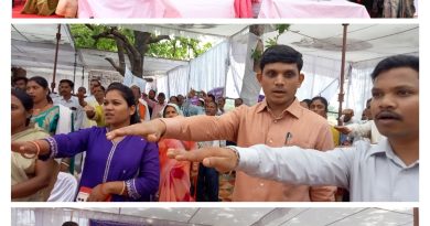 सुशासन तिहार में मंत्री श्री रामविचार नेताम का किसानों को संदेश-कोदो-कुटकी, दलहन-तिलहन अपनाएं, बढ़ाएं आय ग्राम तरगंवा शिविर में 20 गांवों के ग्रामीण पहुंचे।हितग्राही मूलक सामग्रियों का हुआ वितरण  नशामुक्ति और टीबी मुक्त जिले का दिलाया संकल्प