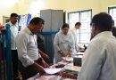 तहसील कार्यालय में कलेक्टर का औचक निरीक्षण, लंबित प्रकरणों पर जताई सख्ती रिकॉर्ड अद्यतन नहीं मिलने पर कर्मी को फटकार, 10 दिन में जन्म-मृत्यु प्रमाण पत्र जारी करने के निर्देश; राजस्व मामलों के शीघ्र निराकरण के निर्देश तहसील कार्यालय में कलेक्टर का औचक निरीक्षण, लंबित प्रकरणों पर जताई सख्ती रिकॉर्ड अद्यतन नहीं मिलने पर कर्मी को फटकार, 10 दिन में जन्म-मृत्यु प्रमाण पत्र जारी करने के निर्देश; राजस्व मामलों के शीघ्र निराकरण के निर्देश