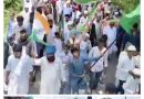 ईद मिलादुन्नबी के मौके पर सुबह सादिक के वक्त जामा मस्जिद बैकुंठपुर में परचम कुशाई की एहतमाम की गई सरकार की आमद मरहबा अमान का पैगाम लेकर जुलूस लेकर आया पैगंबर हजरत मोहम्मद साहब का जन्मदिन हर्ष उल्लास के साथ मनाया